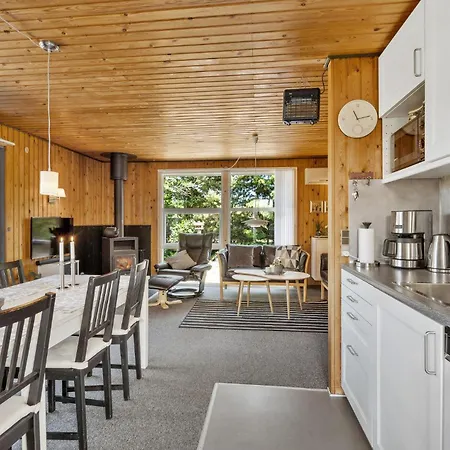 度假居 3 Bedroom Beautiful In *