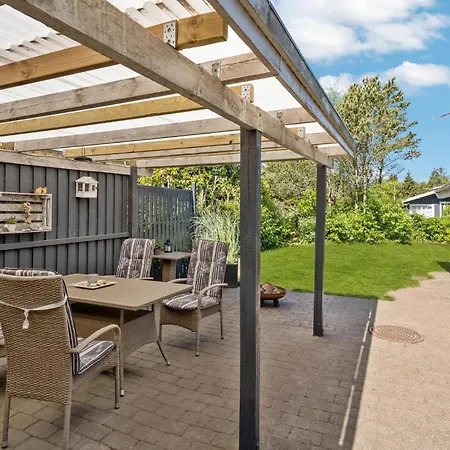 度假居 3 Bedroom Beautiful In Hemmet