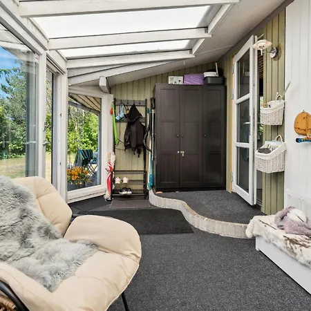 3 Bedroom Beautiful In Hemmet